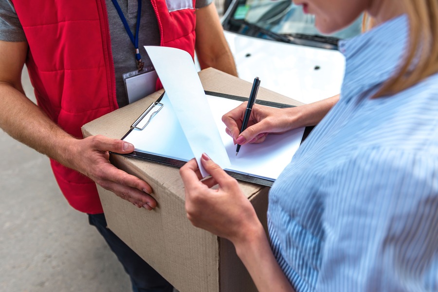 Couriers & Delivery Services